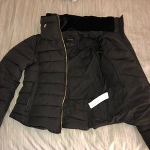 “Zara” black Anorak puffy coat with faux fur neck.